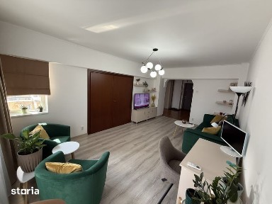 Inchiriez apt 2 camere Bd Unirii cu vedere la fantani