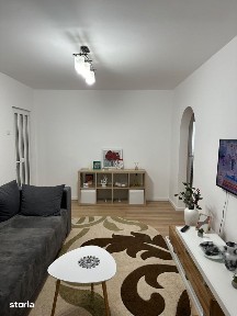 Campina - ap. 2 cam - renovat/mobilat modern - 380 Euro/Luna