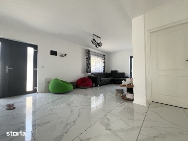 Duplex 3 camere, 72 mp utili, mobilat/utilat - Sanmihaiu Roman