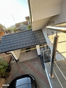 Casa individuala, decomanda, 6 camere, 180 mp., teren 3 ari., zona d