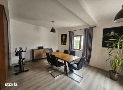Casa individuala 4 camere, 103 mp, zona Lapus