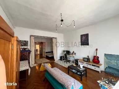Apartament spațios cu 1 cameră, 71 mp, în clădire istorică, pe malul