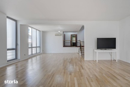 Bright duplex with 67 sqm terrace/ Boutique building/ Dorobanti area