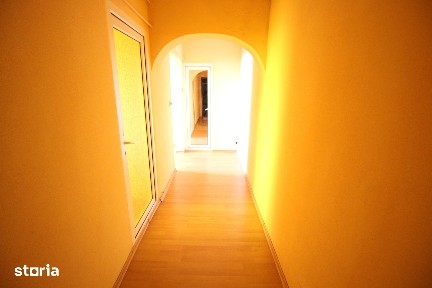 2 decomandate ICFrimu, 3 balcoane, 54 mp - 47.000€