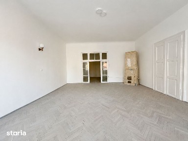 0 % Comision, 2 camere, parcare - cladire an 1654 - Centru istoric