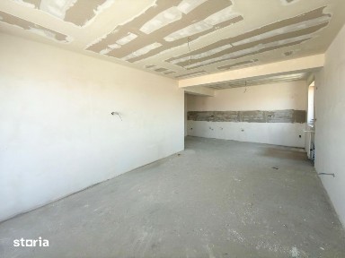 Apartament 3 camere parter - Ovidiu - loc de parcare inclus