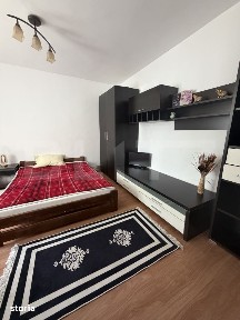 Apartament 3 camere de vanzare - zona Tudor