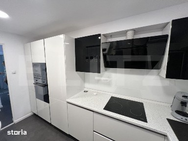 Apartament 3 camere, decomandat, parcare, zona UMF