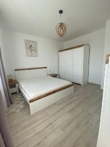Apartament de închiriat