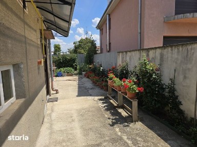 Vand casa in loc Nojorid jud Bihor