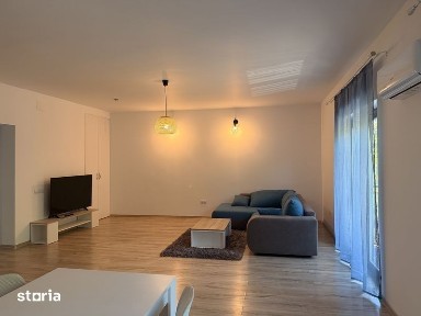Apartament cu 3 camere, zona Campului
