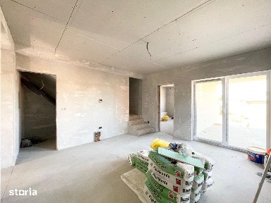 Duplex cu 3 dormitoare + living - Mosnita Veche