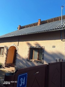 Vand casa in siria