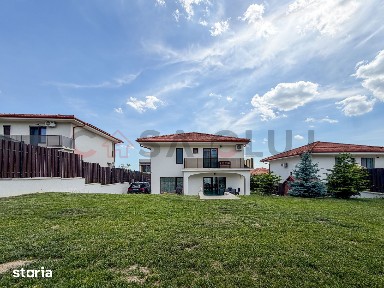 Casă individuală | 4 camere | 3 băi | Teren 565 mp