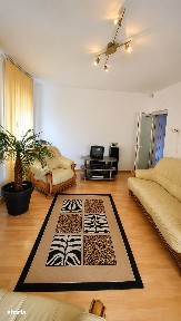 Racadau - 2 camere, decomandat, spatios, mobilat, utilat, boxa!