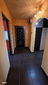 Apartament cu 3 camere, 62 mp., zona Micro 3