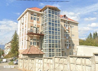 Cladire comerciala 2.260mp + Teren 2.480 mp - Miercurea Ciuc