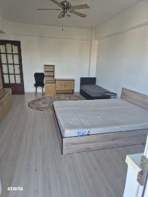Proprietar vand ap cu 1 camera in zona Soarelui