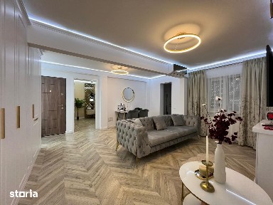 Apartament cu 3 camere de vânzare în zona 1decembrie/ bld dorobantilor