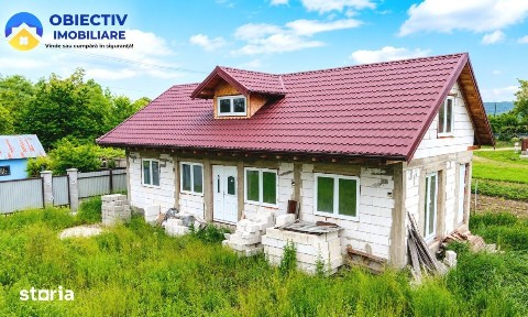 Casă + teren 2335 mp de vânzare - comuna Bodesti