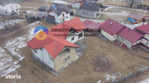 Casa + Teren 1376 mp - Borca, Neamț