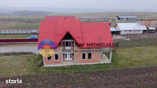Casă + teren 1800 mp - comuna Grumăzești, judet Neamt