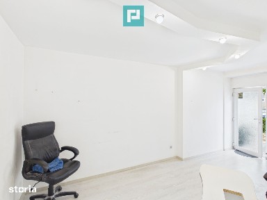 Spațiu comercial de închiriat - 18mp-Decebal