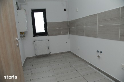 Garsonieră cu curte proprie | Metrou Apărătorii Patriei