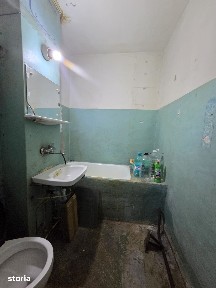 Garsoniera Mioritei etaj 3