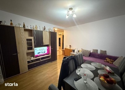 Apartament 2 camere, et 1, parcare, Floresti str Eroilor