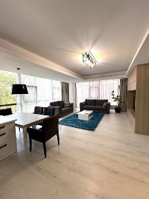 Apartament premium cu 3 camere de inchiriat