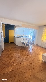 Apartament semidecomandat, Centru - Revoluției, etaj 1, mobilat!