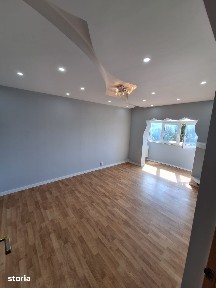 4 CAMERE DECOMANDATE DE VÂNZARE,Craiovița Nouă,Centrală termică,Liber