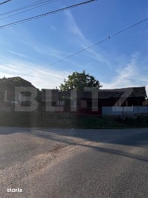 Casa de locuit in Valea Larga, cu teren generos de 5.100 mp
