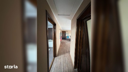 Apartament 3 camere- 380 €