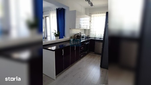 Apartament de vanzare 3 camere in zona Panoramic Residence