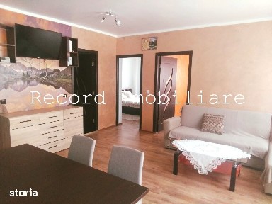 Apartament 3 camere, balcon, 410 EUR/lună