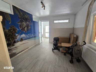 Spatiu salon infrumusetare, Central, sup = 70 mp
