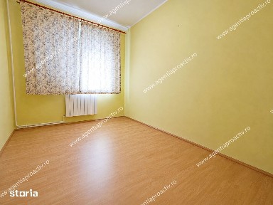 Apartament cu 3 camere decomandate, zona Centrală - Galați