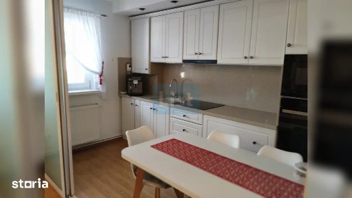 Apartament spațios, modern, cu pod propriu și 2 locuri de parcare