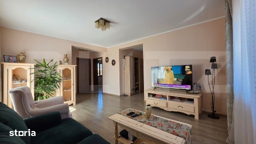 Apartament 3 camere, 68 mp, loc parcare, zona Giroc