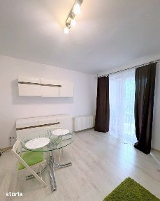 Apartament 2 camere, garaj, balcon - Centru