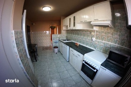 Apartament 3 camere decomandate, zona UMF, Zorilor