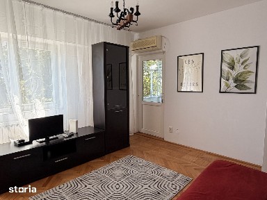 Închiriez apartament cu o cameră