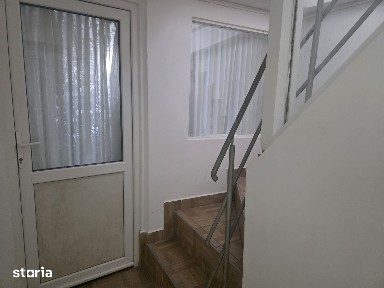 Inchiriez camera demisol Bartolomeu cu centrala si baie