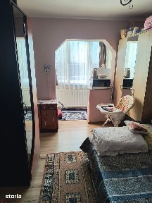 Garii colt cu Vlad Tepes, garsoniera la etajul 2 !