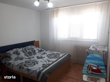Apartament 2 camere Piata Centrala et1/4,centrala termica,termopane