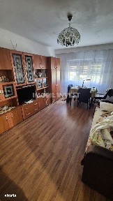 Apartament cu 3 camere | Etaj 1 | Loc de parcare | Cetate | 92.000 €