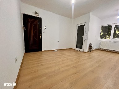 Garsoniera, 18 mp utili, parter, renovata, centrala proprie - Aradului