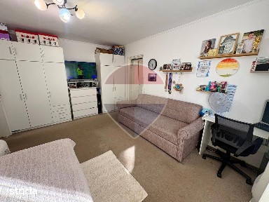Apartament cu 2 camere de vânzare în zona Rogerius